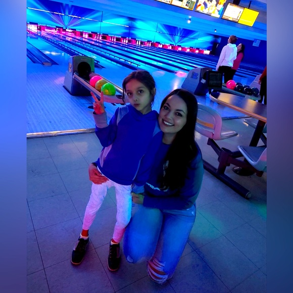 Meet your Posher, Ashley - Picture 1 of 1